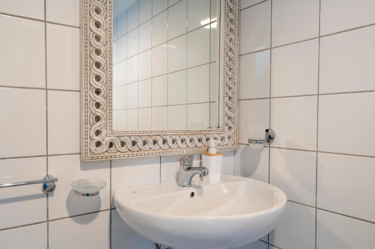 Bed and Breakfast Le Tre Sirene Porto Cesareo Exterior foto
