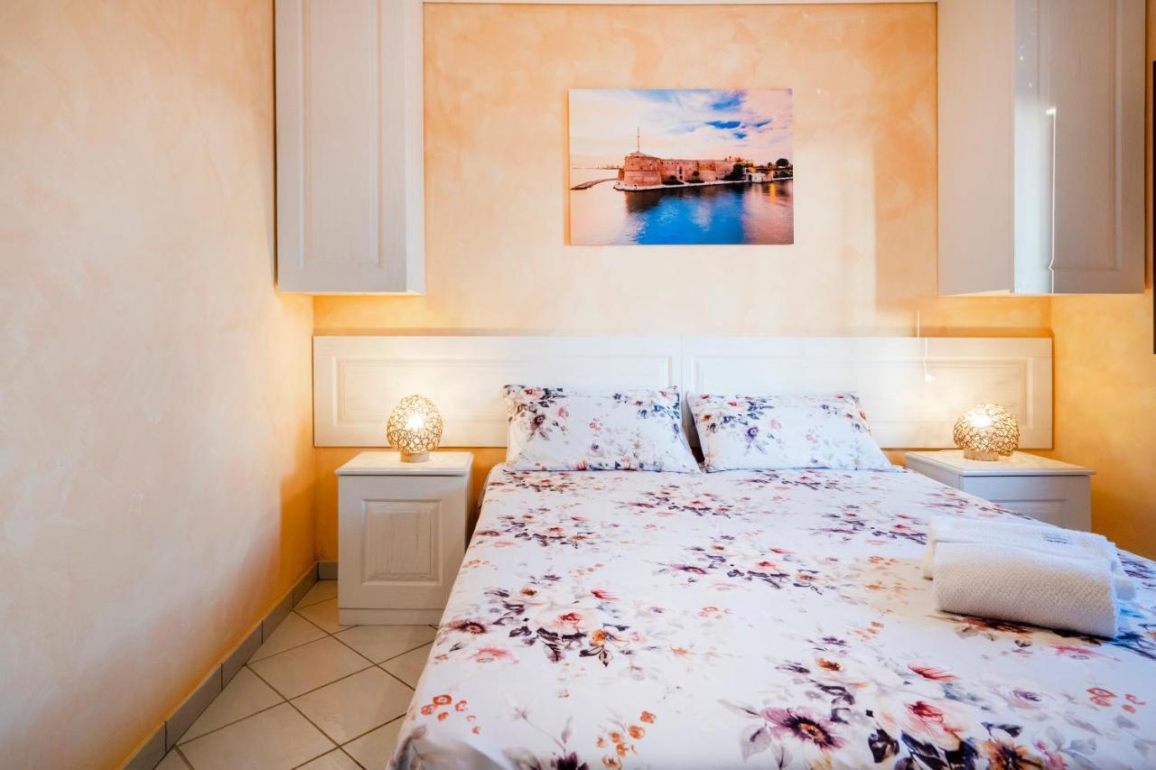 Bed and Breakfast Le Tre Sirene Porto Cesareo Exterior foto